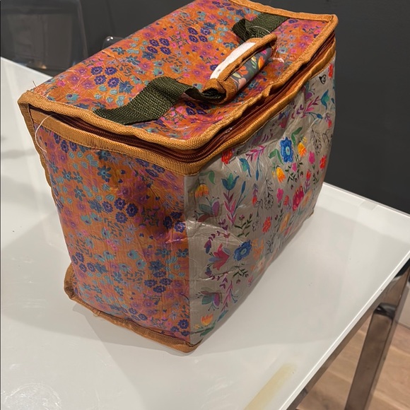 Natural life medium size cooler florals all colors - Picture 3 of 5